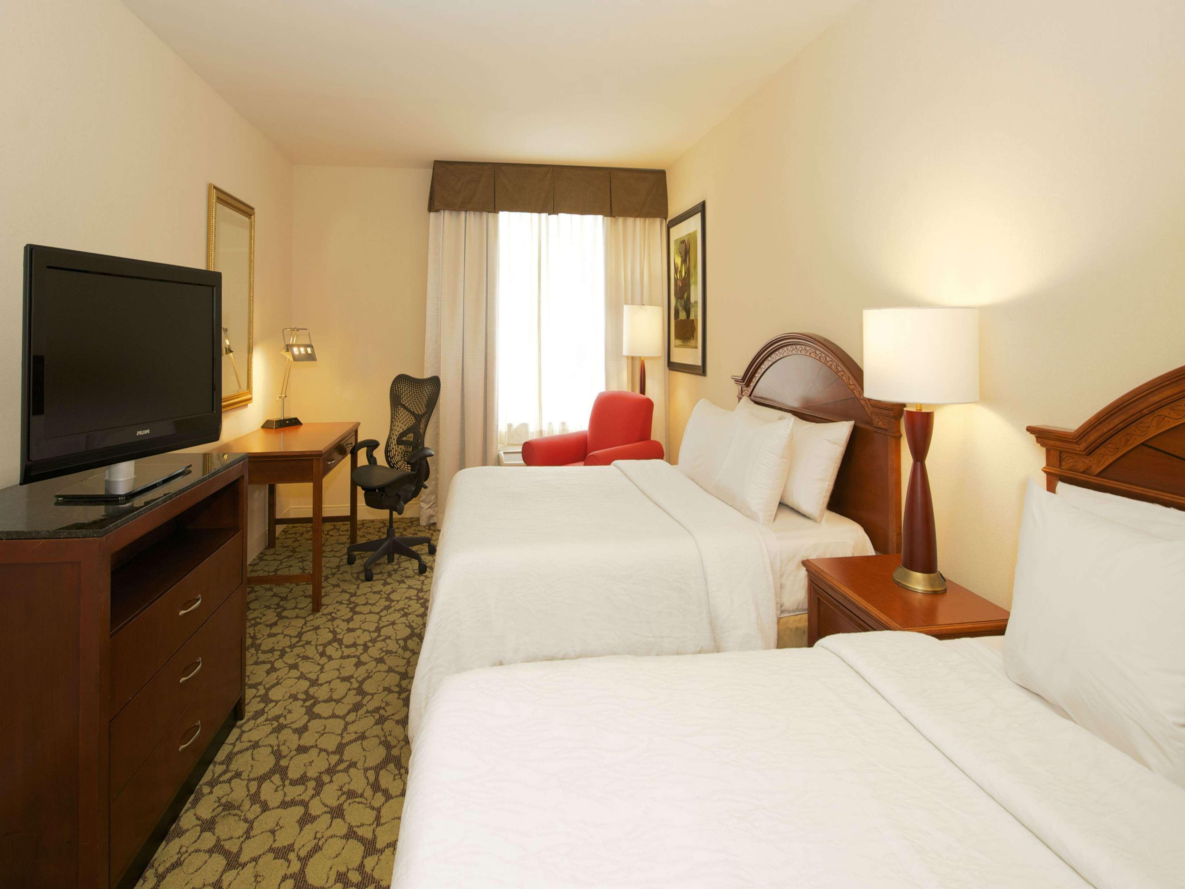 Hilton Garden Inn Virginia Beach Town Center Zewnętrze zdjęcie